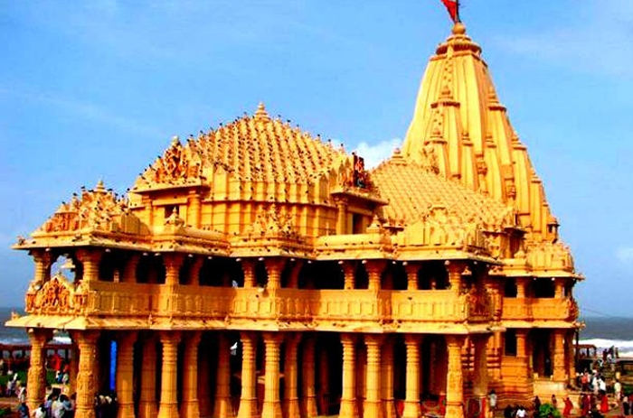 img/White-Rann-with-Surastra-Package-b.png